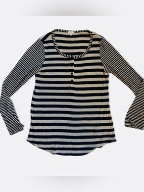 Splendid Striped Henley Top Women’s Large Navy Gray Long Sleeve Soft Knit